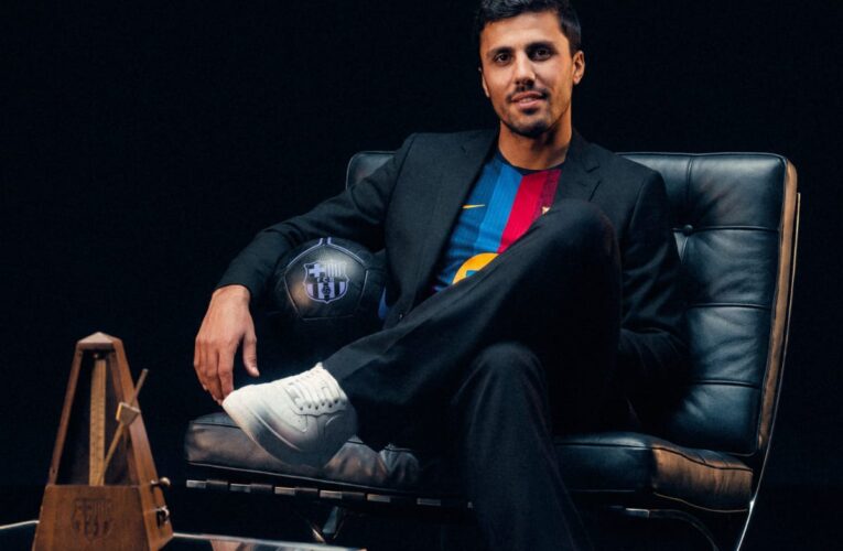 برشلونة يعلن رسمياً ضم رودري من مانشستر سيتي لتعزيز خط الوسط